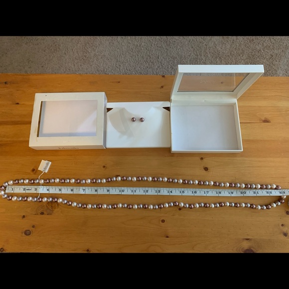 Misaki Babydoll Pearl Strand and Earring Stud set - Picture 4 of 6